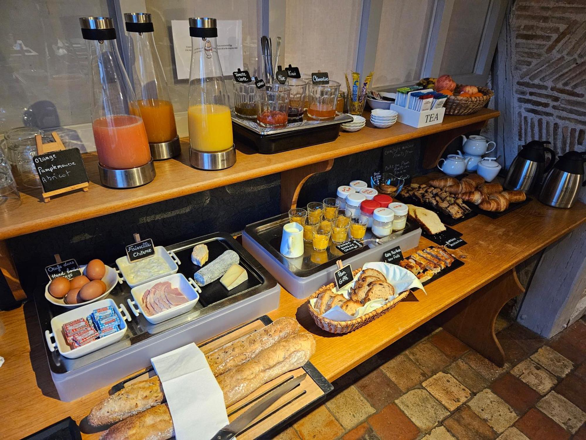 Logis Hotel Restaurant Relais De La Mothe Yzeures-sur-Creuse ภายนอก รูปภาพ