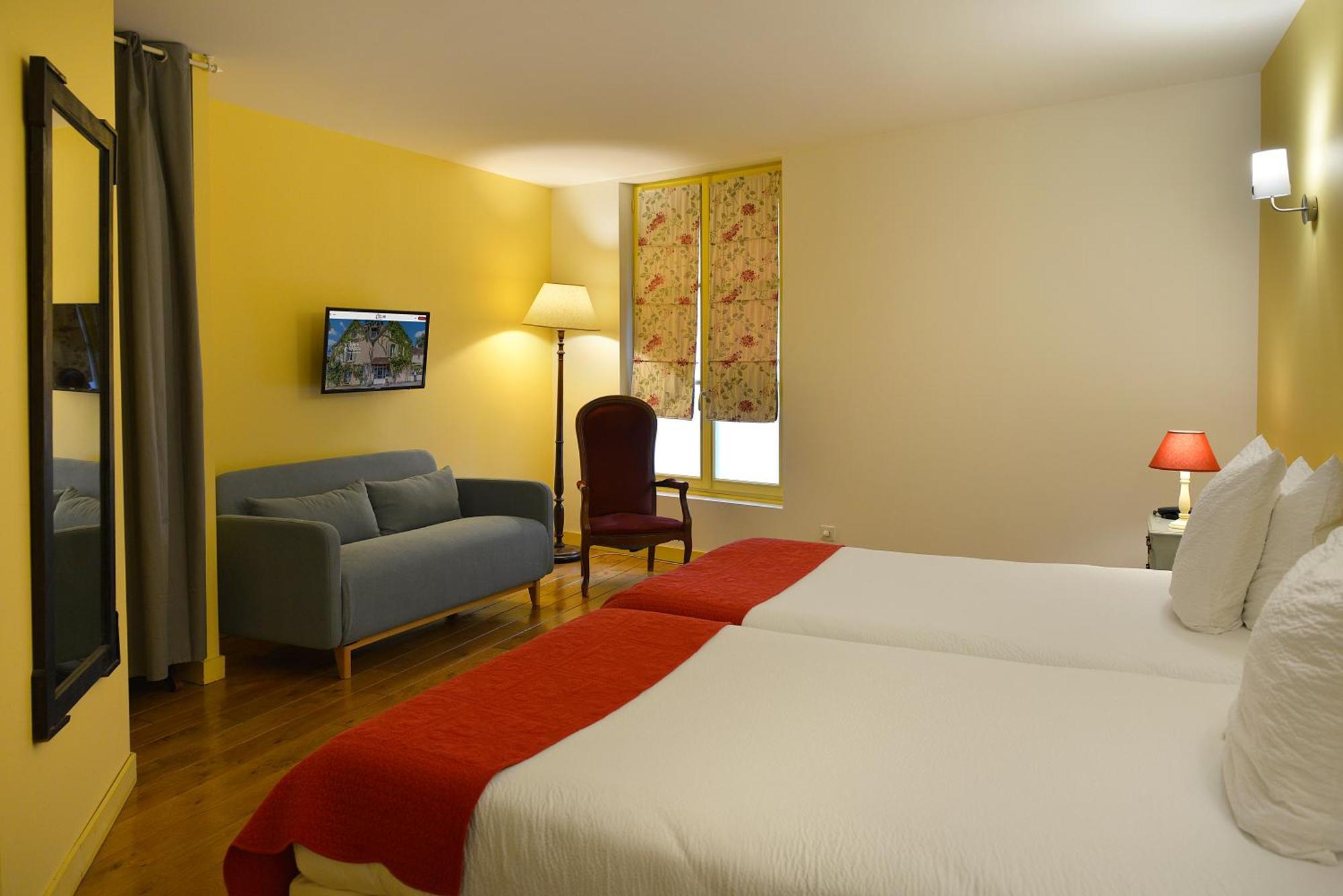 Logis Hotel Restaurant Relais De La Mothe Yzeures-sur-Creuse ภายนอก รูปภาพ