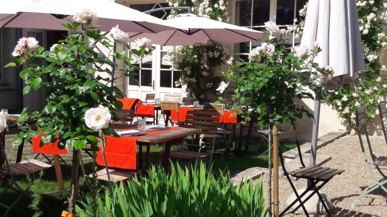 Logis Hotel Restaurant Relais De La Mothe Yzeures-sur-Creuse ภายนอก รูปภาพ